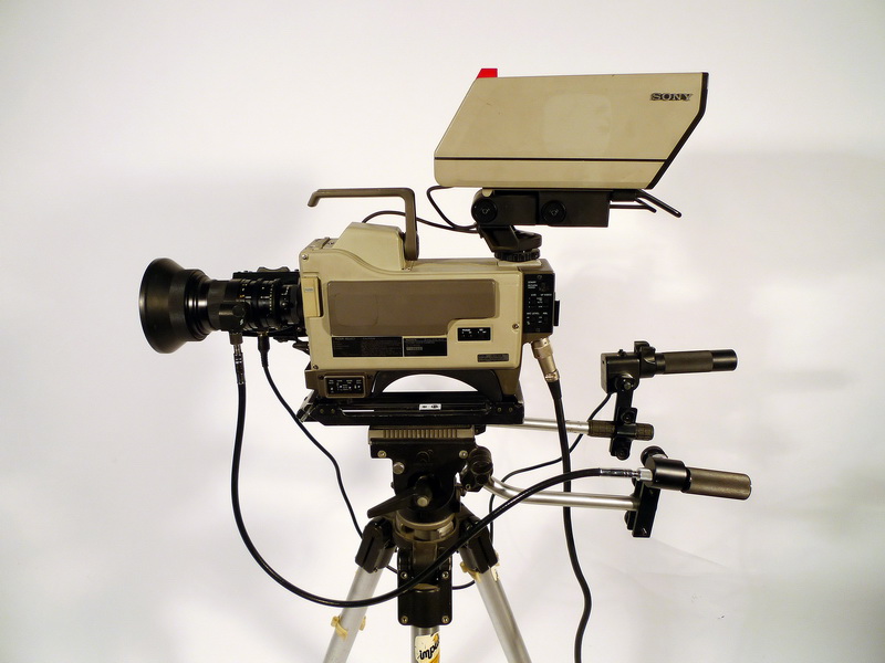 camara video funciona med.portatil 29x60x13 fija 47x60x13 (150eu.) 1u